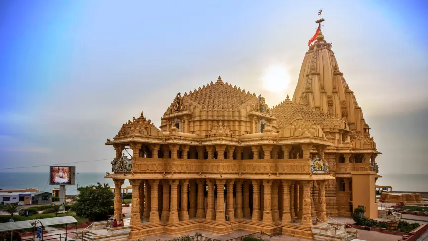 Shree Dwarkadhish Temple