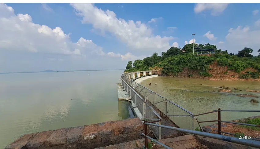 Khutaghat Dam