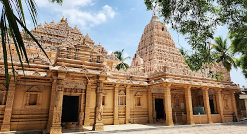 Kolanupaka Swetamber Jain Mandir