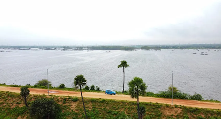 Raviryala Lake