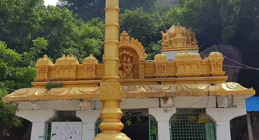 Sri Undrugonda Laxminarasimhaswamy Temple Suryapet