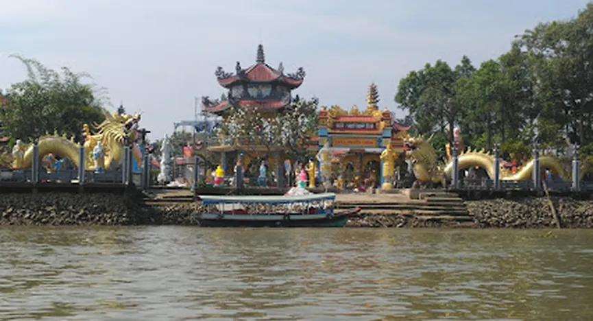 Phuoc Long Pagoda