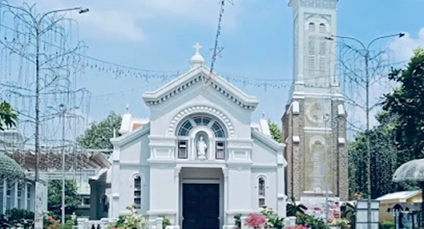 Hanh Thong Tay Parish Church