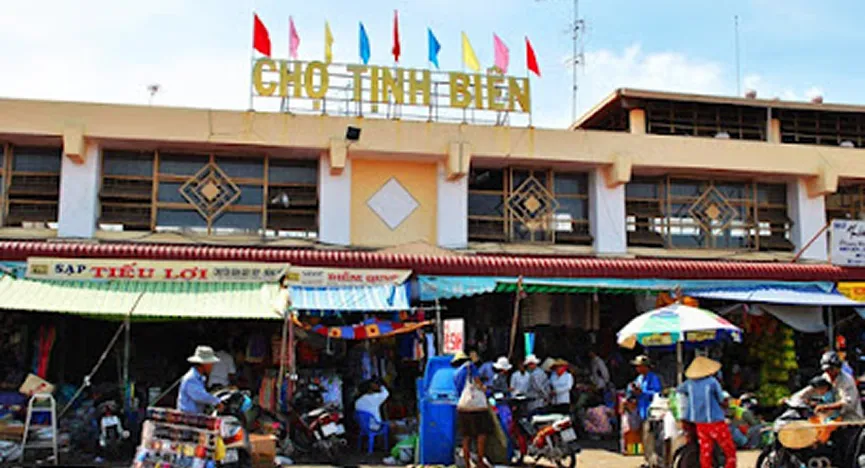Tinh Bien Market