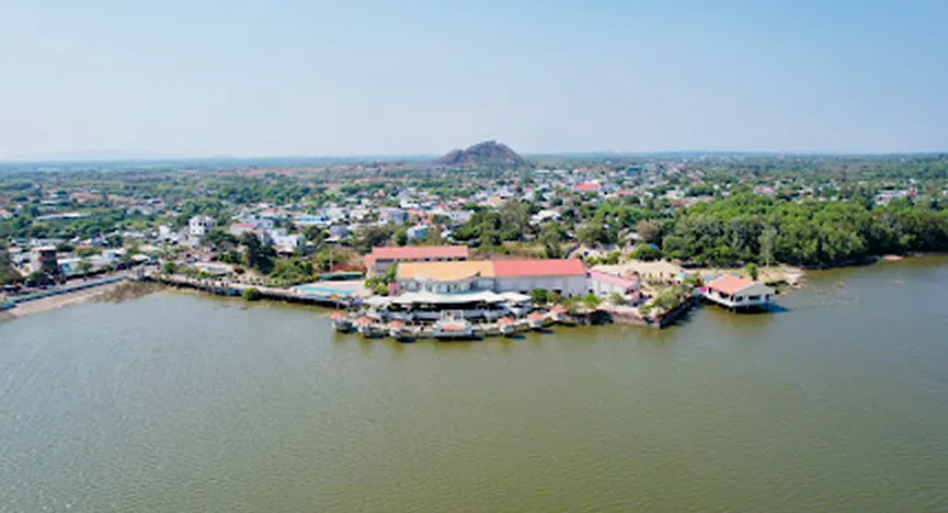 Lakeside Tourist Area  Xuyen Moc